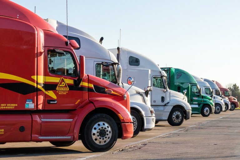 Carrier Factoring Simplifying Cash Flow for Trucking Companies